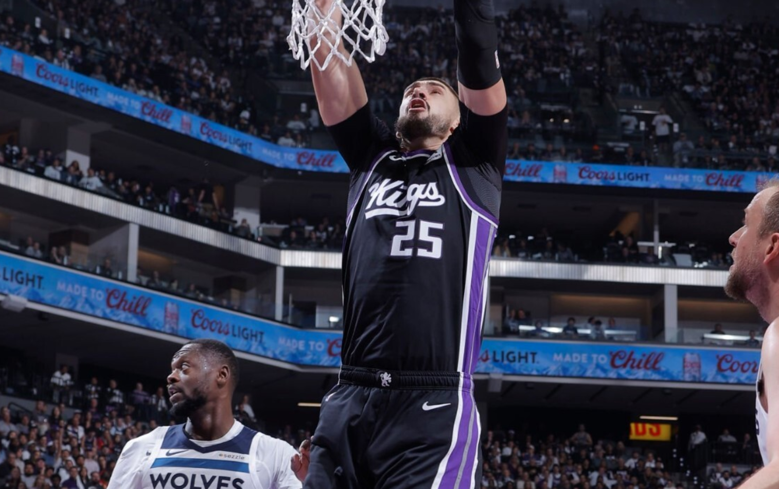 НБА: Лень заробив три очки у матчі Сакраменто – Міннесота